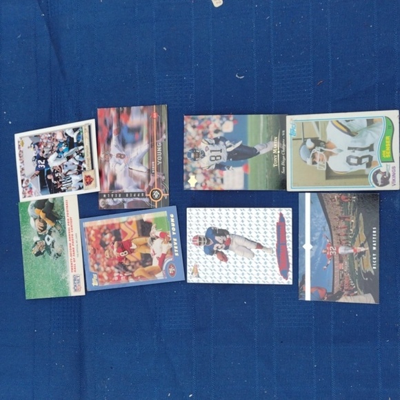 Football Cards - Picture 1 of 3